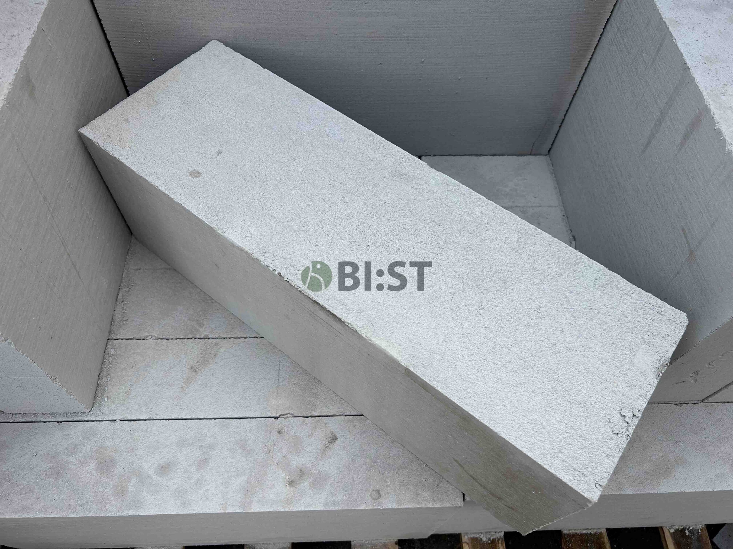 gạch bê tông khí chưng áp dày 200mm xây tường chịu lực cách âm, cách nhiệt, chống cháy gạch bê tông khí chưng áp dày 200mm xây tường chịu lực cách âm, cách nhiệt, chống cháy