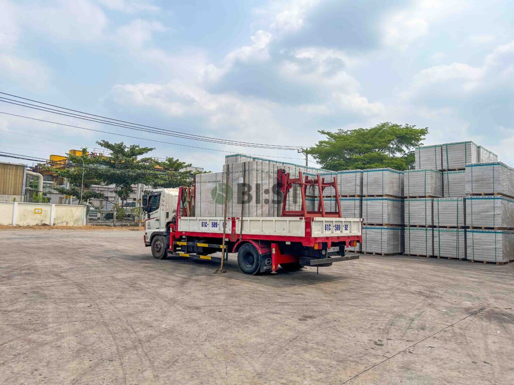 Vận chuyển gạch AAC bê tông khí chưng áp